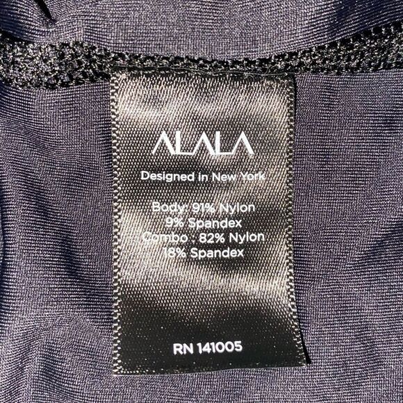 NWOT Alala Black Flyweight Tank Muscle Shirt Women’s Size Small - Picture 4 of 5